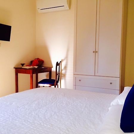 Solarium Achilles Apartman Giardini Naxos Kültér fotó