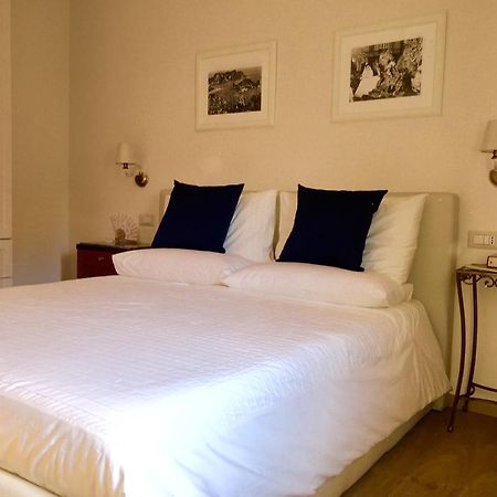Solarium Achilles Apartman Giardini Naxos Kültér fotó